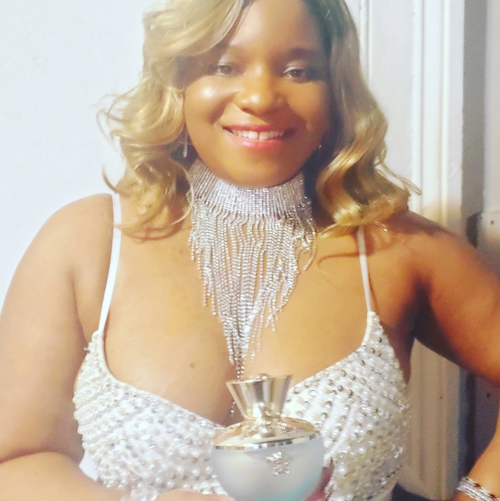 Meet your Posher, Melva